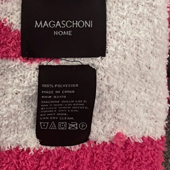 PINK christmas tree blanket - Picture 5 of 9